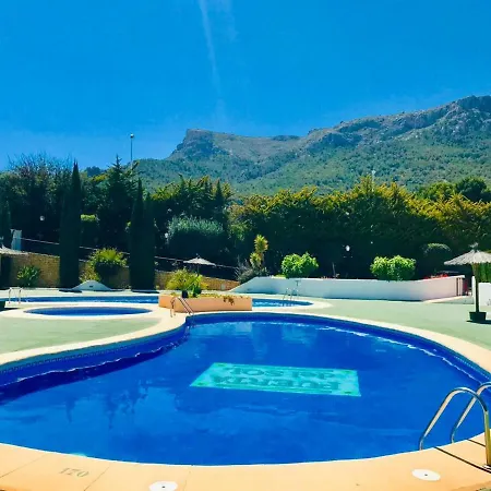 Casa De Familia
